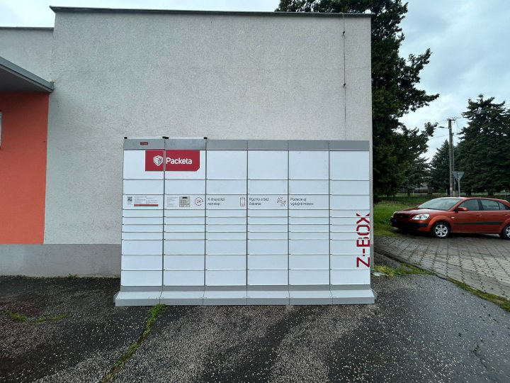 Z-BOX Čajkov, Čajkov 209 (COOP Jednota)