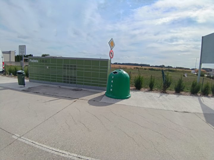 Z-BOX Dolný Bar, Dolný Bar (Ihrisko Anna Park)