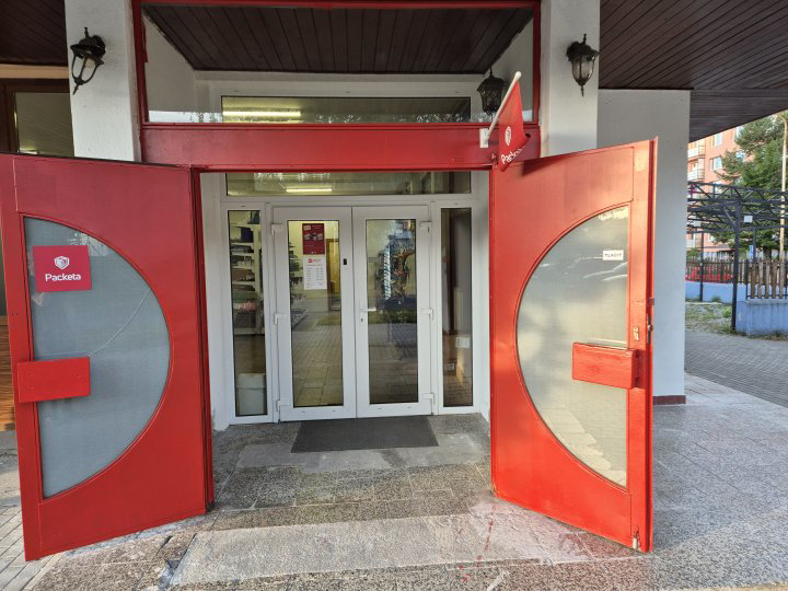 Brezno, Štvrť Ladislava Novomeského 16