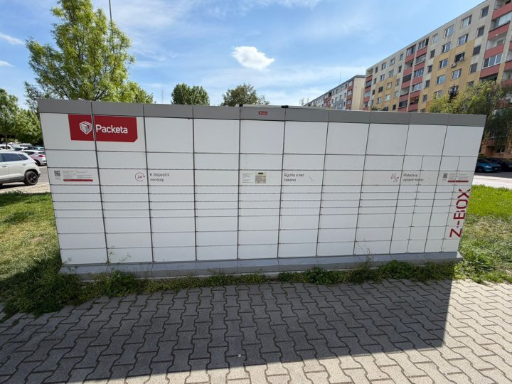 Z-BOX Bratislava, Röntgenova 3392/1