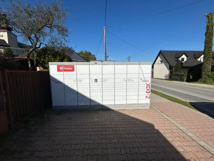 Z-BOX Slovenské Pravno, Slovenské Pravno 140