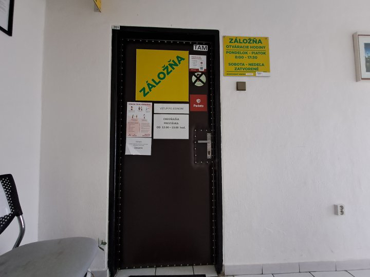Dubnica nad Váhom, Obrancov mieru 344/2