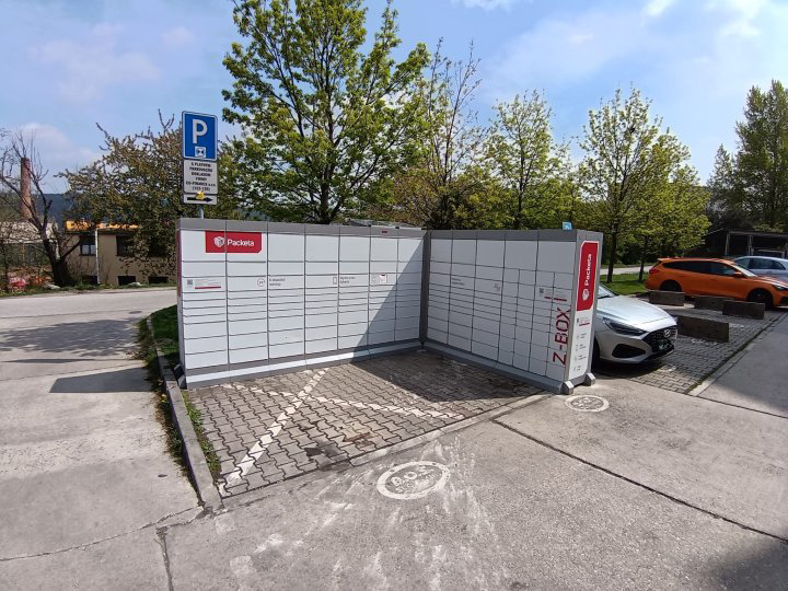 Z-BOX Bratislava, Agátová 5