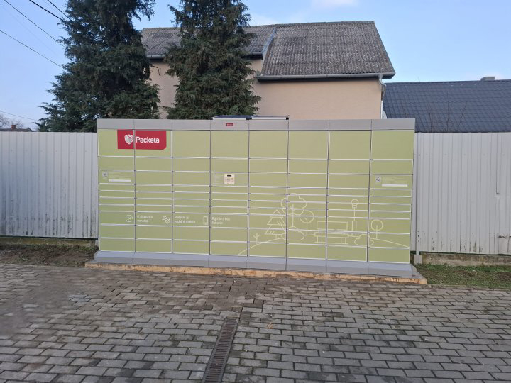 Z-BOX Hlinné, Hlinné 103 (COOP Jednota)