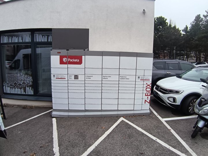Z-BOX Bratislava, Malokarpatské námestie 6518
