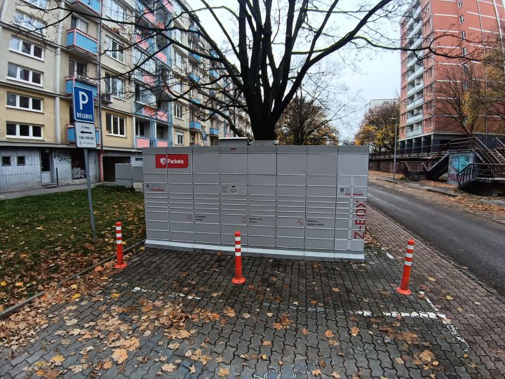 Z-BOX Bratislava, J. Cígera-Hronského 18