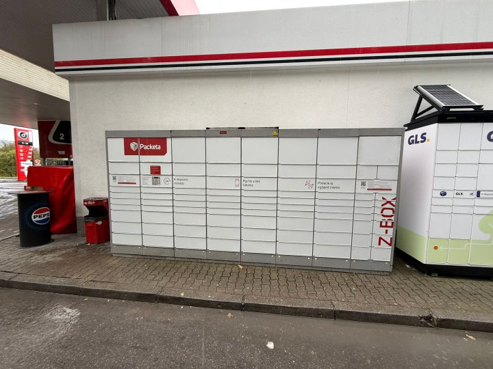 Z-BOX Dolný Hričov, Bratislavská ul. (Dalioil)