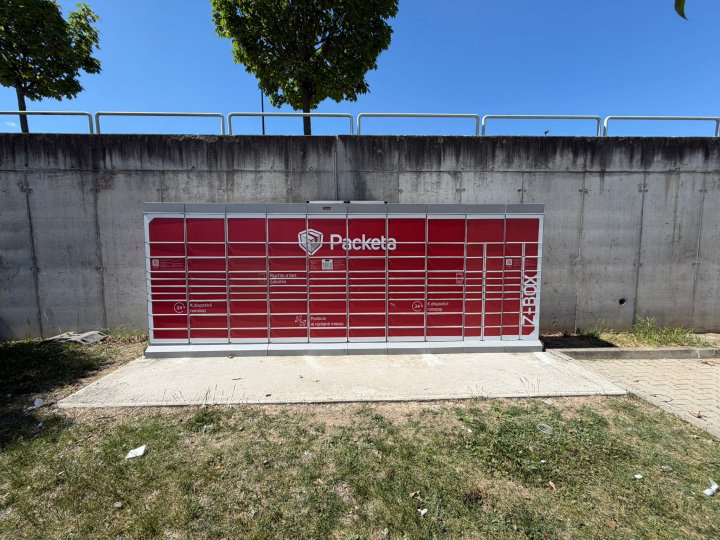 Z-BOX Bratislava, Púchovská 10 (STOP SHOP)