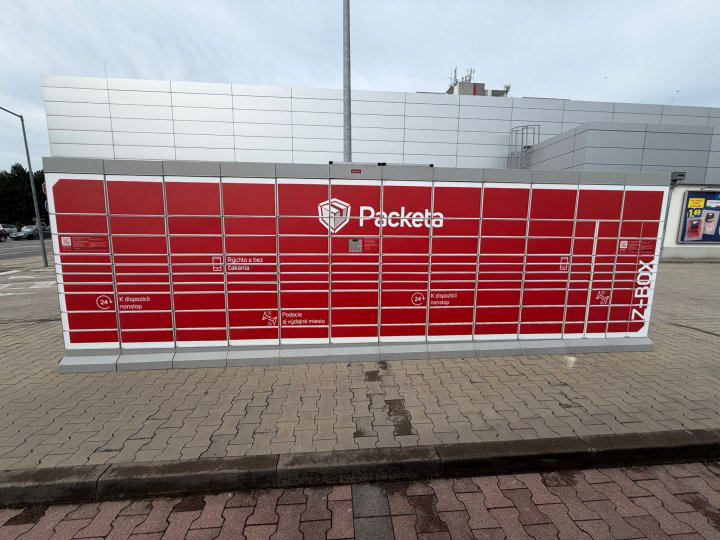 Z-BOX Bratislava, Saratovská 3361/1A (Lidl)