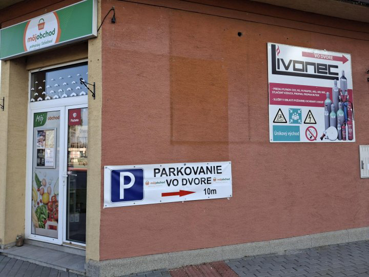 Levice, Tabaková 2