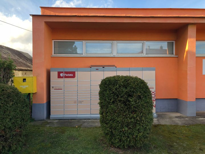 Z-BOX Huncovce, Hlavná 22/14 (COOP Jednota)