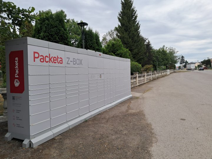 Z-BOX Pavlovce nad Uhom, Hlavná 3