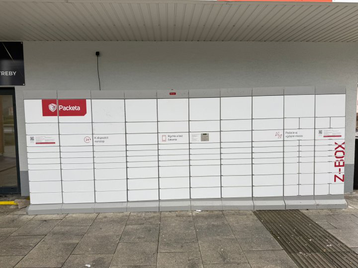 Z-BOX Vranov nad Topľou, Námestie Slobody 79 (COOP Jednota)