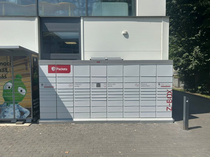Z-BOX Liptovský Mikuláš, Námestie mieru 1