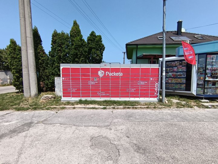 Z-BOX Slovenský Grob, Hlavná