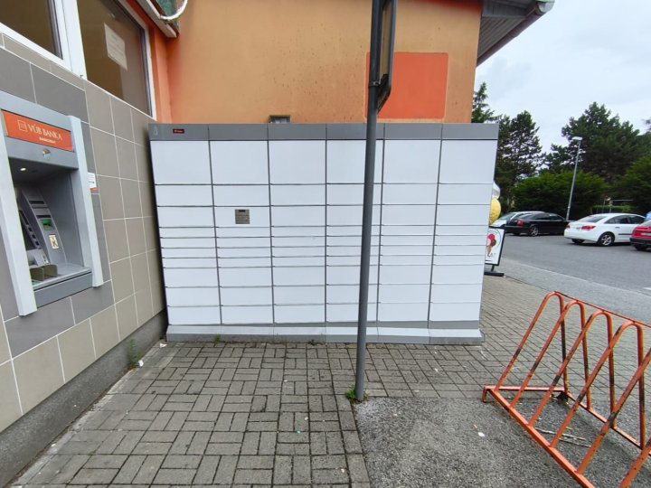 Z-BOX Revúca, Sládkovičova 57 (COOP Jednota)