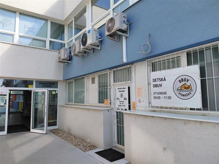 Bratislava-Vrakuňa, Bebravská 34