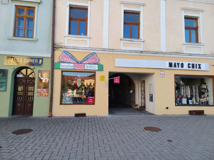 Rožňava, Námestie baníkov 3