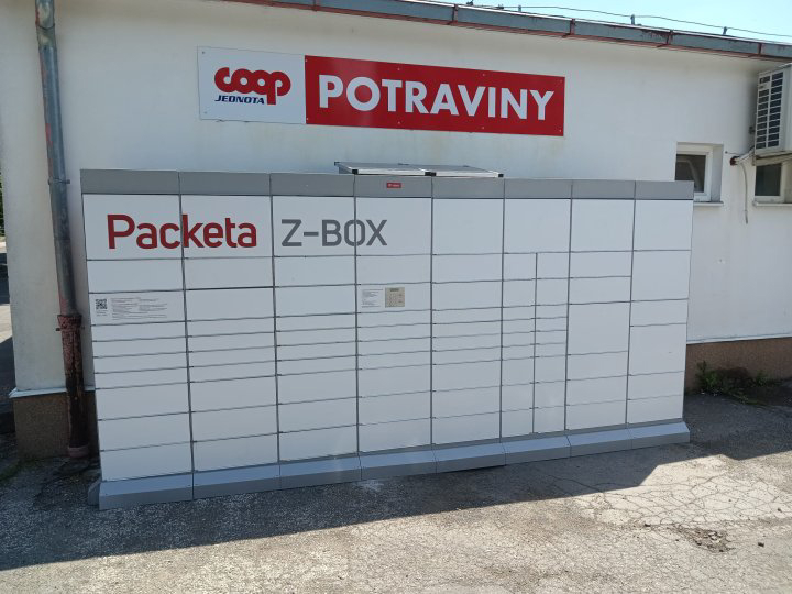 Z-BOX Brezová pod Bradlom, Dolné Lúky 358/2 (COOP Jednota)