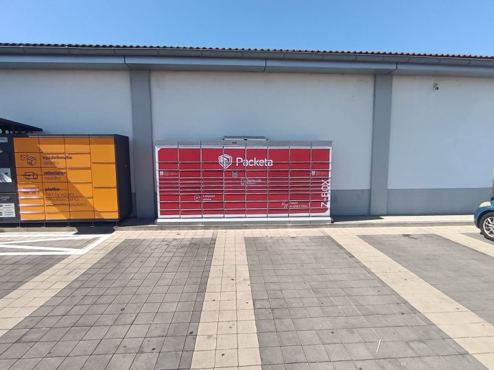 Z-BOX Senec, Boldocká cesta 3561/1 (Lidl)