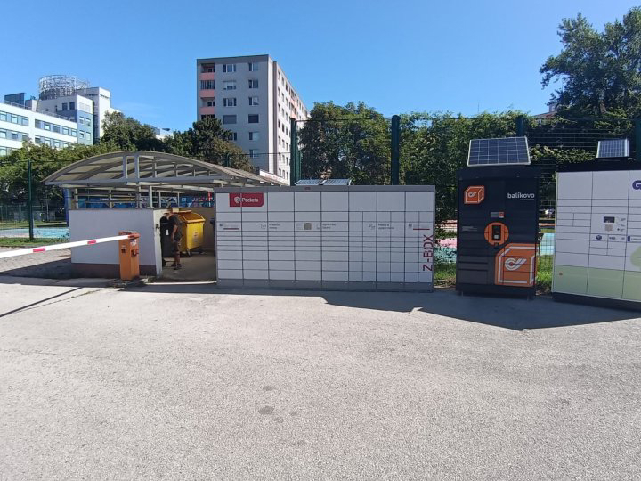 Z-BOX Bratislava, Ševčenkova ulica