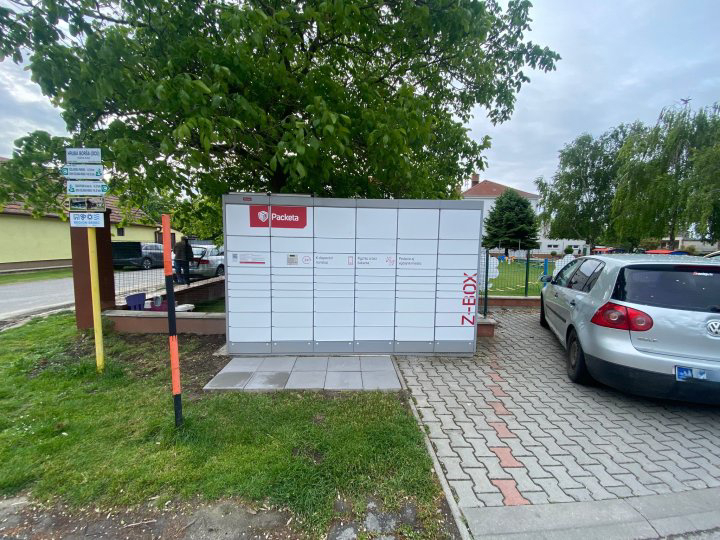 Z-BOX Hrubá Borša, Maloboršanská ul. 37