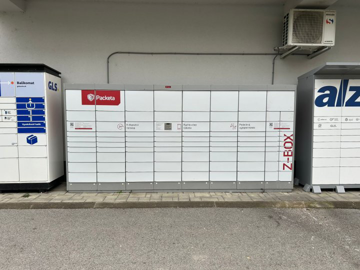 Z-BOX Liptovský Mikuláš, Nábr. 4. apríla 1998