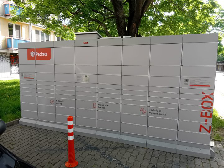 Z-BOX Bratislava, J. Cígera-Hronského 18