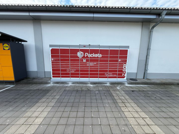 Z-BOX Banská Bystrica, Dedinská 14179/10 (Lidl)