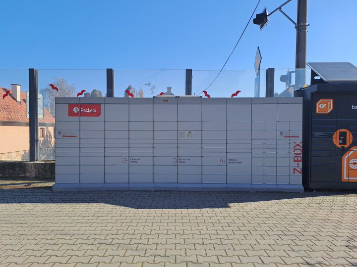 Z-BOX Banka, Topoľčianska 4069/50