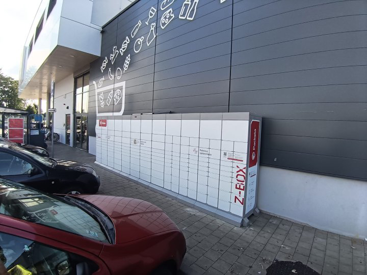 Z-BOX Trnava, Trstínska cesta 9313/2 (Kaufland)