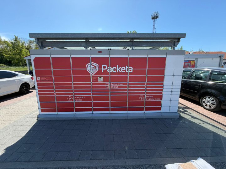 Z-BOX Bratislava, Hodonínska 6704 (Lidl)