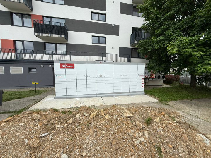 Z-BOX Banská Bystrica, Komenského 14