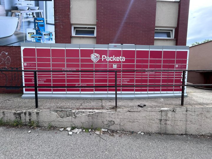 Z-BOX Bratislava, Mlynarovičova 26