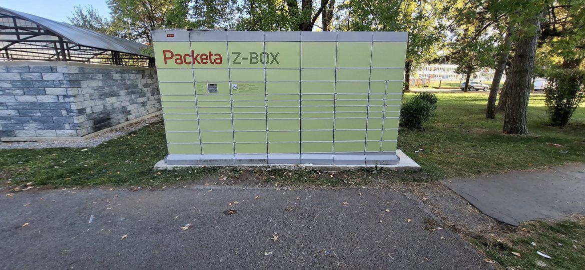 Z-BOX Brezno, Nálepkova 1