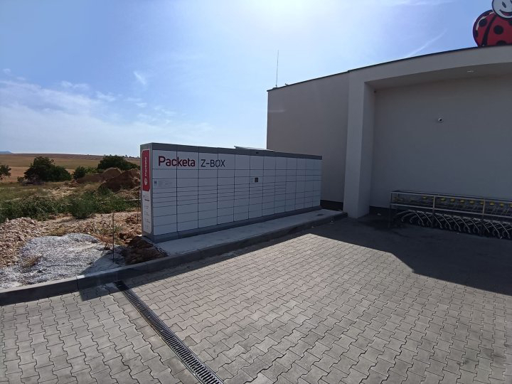 Z-BOX Alekšince, Alekšince 703 (Biedronka)