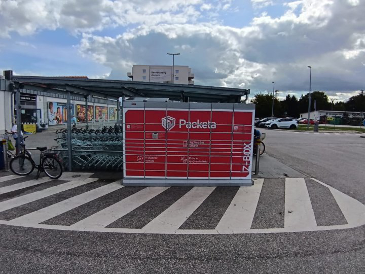 Z-BOX Bernolákovo, Dukelská 2990/30 (Lidl)