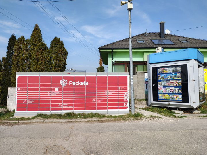 Z-BOX Slovenský Grob, Hlavná