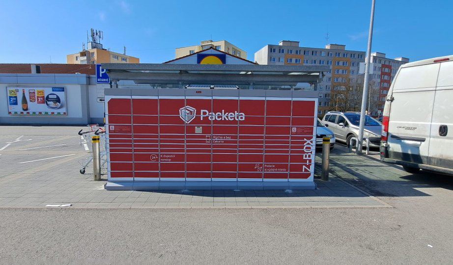 Z-BOX Košice, Tr. arm. gen. Svobodu 1520/1 (Lidl)
