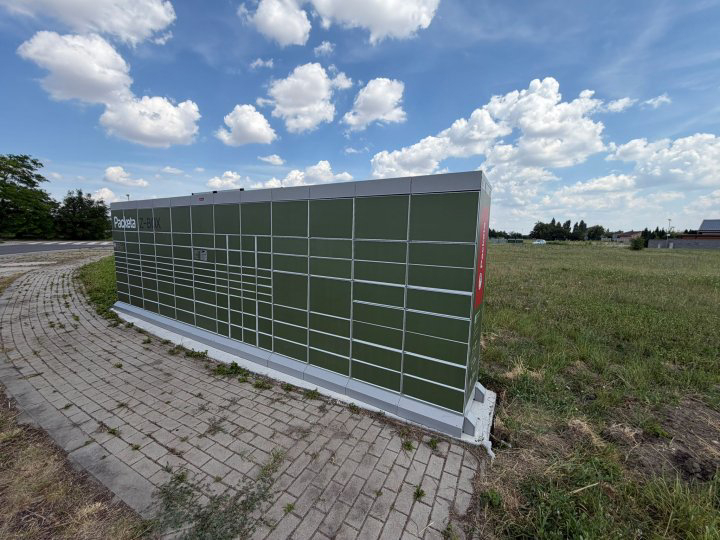 Z-BOX Kvetoslavov, Okružná