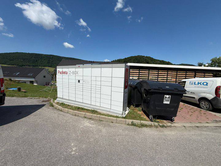 Z-BOX Modrý Kameň, Majere 7