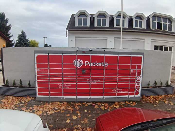 Z-BOX Voderady, Pavlická 256