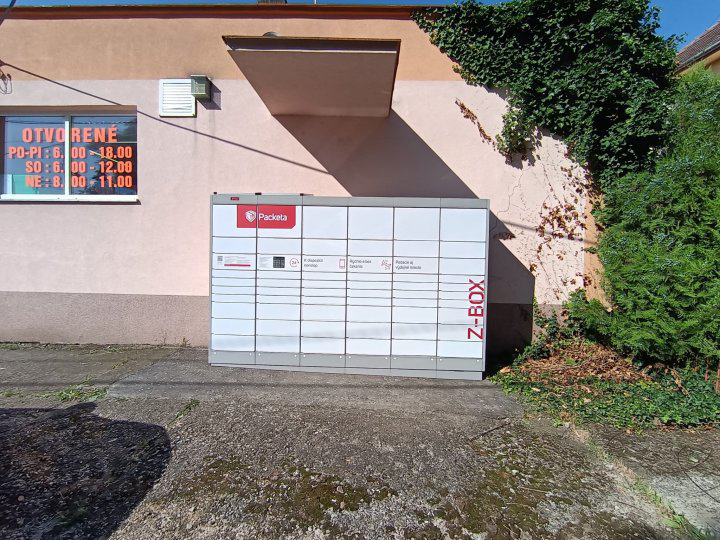 Z-BOX Abrahám, Nová 145 (COOP Jednota)