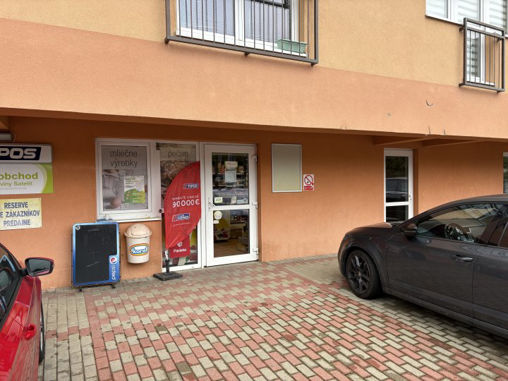 Beniakovce 150, Beniakovce (Potraviny Satelit)