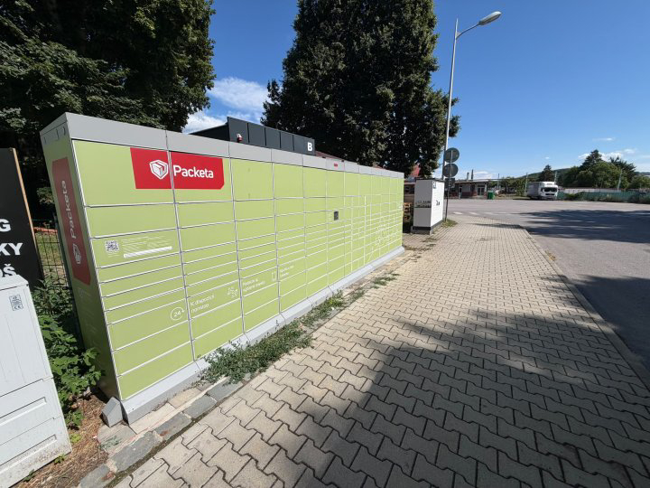 Z-BOX Stará Turá, Námestie doktora Alberta Schweitzera