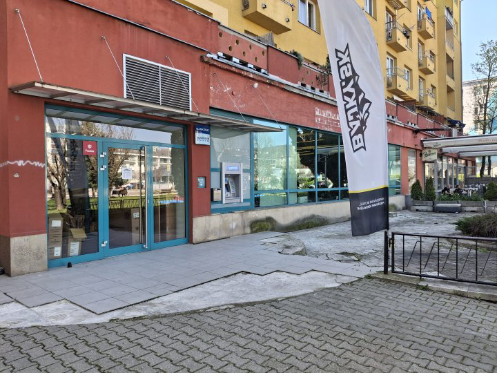 Bratislava-Rača, Cyprichova 2473/1
