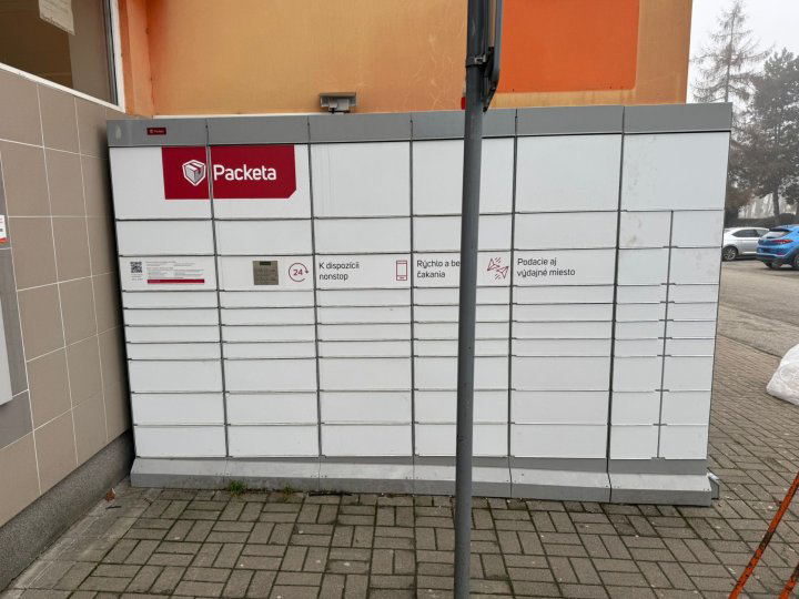 Z-BOX Revúca, Sládkovičova 57 (COOP Jednota)