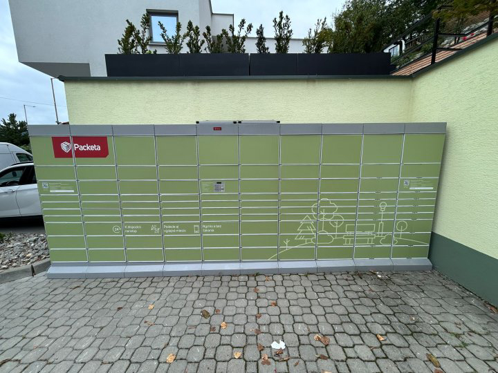 Z-BOX Žilina, Námestie Hrdinov 295/5