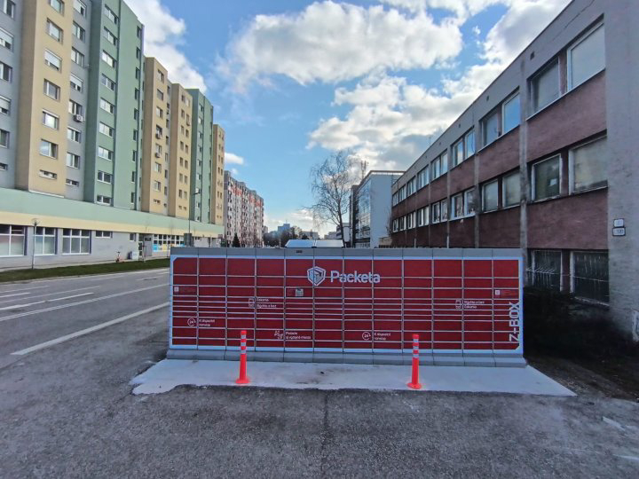 Z-BOX Bratislava, Hraničná 8