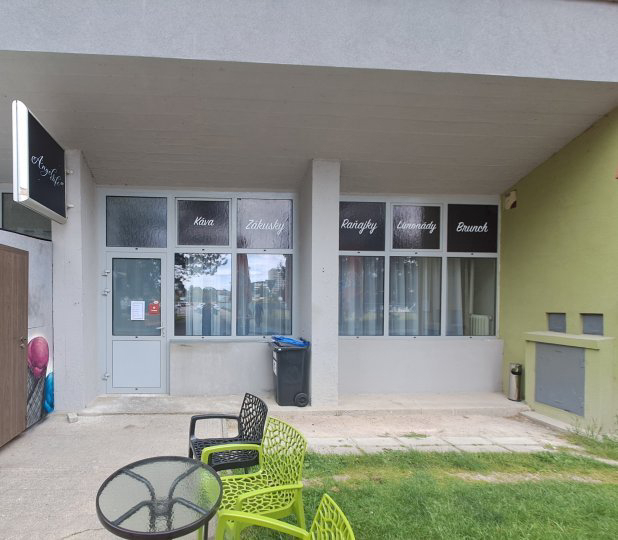 Nitra, Trieda Andreja Hlinku 51